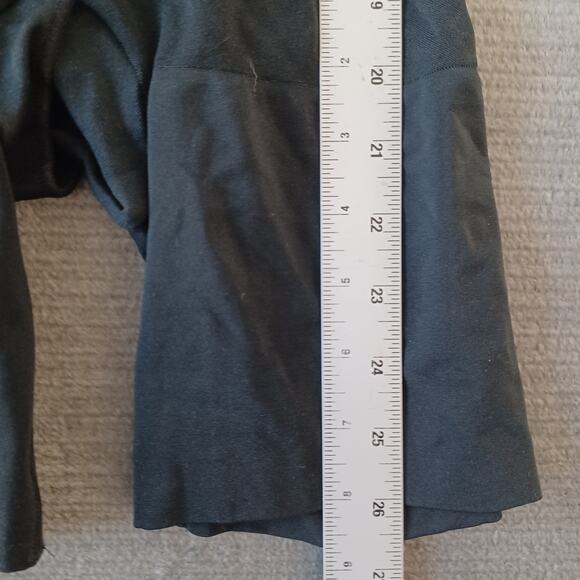 Assets Spanx One Piece Women 1X Black Unlined Seamless Shorts Body Shaper - Picture 6 of 7